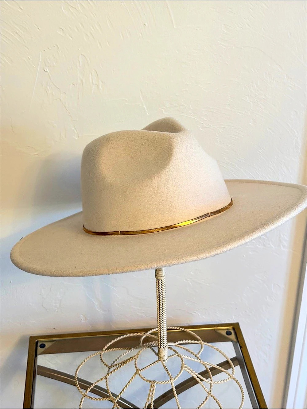 Western Felt Hat in Beige